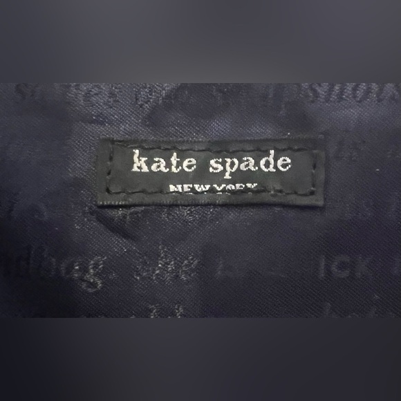 Kate Spade | ladies Daycation tote bag. - Picture 12 of 16